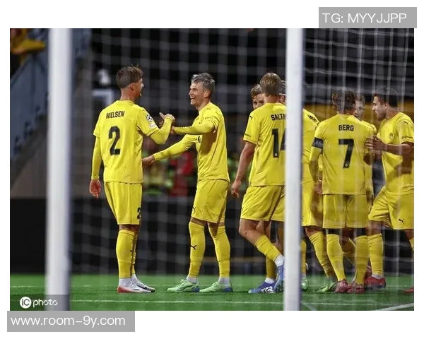 德国裁判斯文雅布隆斯基执法曼城对博德闪耀的欧冠赛事引发关注 德国裁判斯文雅布隆斯基执法曼城对博德闪耀的欧冠赛事引发关注